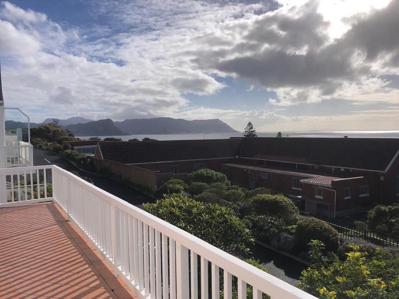 To Let 3 Bedroom Property for Rent in Simons Town Western Cape